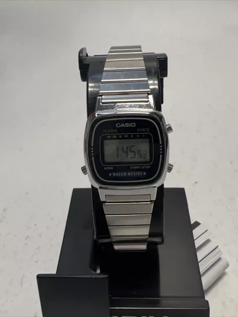 Casio Digital Watch Silver Tone Alarm Chronograph Adjustable Band 3191 LA670W
