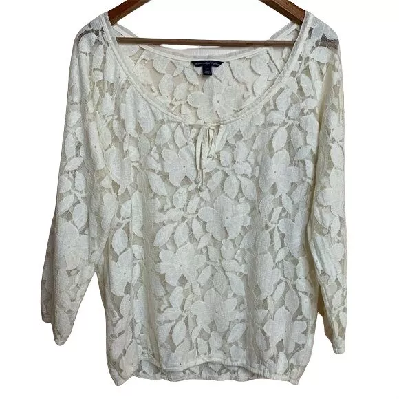 American Eagle Outfitters Cream Floral Sheer Lace Blouse Shirt Top Feminine Med