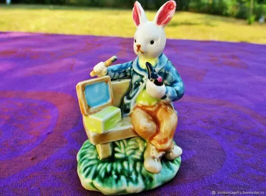 Figurine Luciole Phosphorescente Lapin Rabbit Noeud Jaune Vintage Ancienne