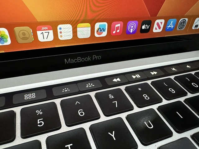 Apple MacBook Pro Retina 13,3" 2020 512 GB SSD 16 GB RAM 2,0 GHz Core i5 - argento 10