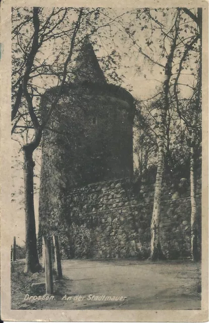 Sehr schöne AK. Von Drossen / Ost-Preußen, Zu Sehen ist An der Stadtmauer