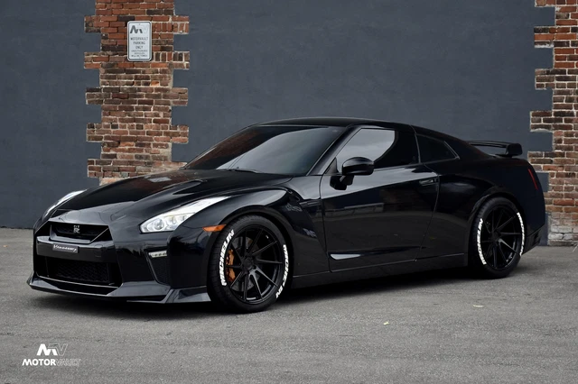 2012 Nissan GT-R Black Edition
