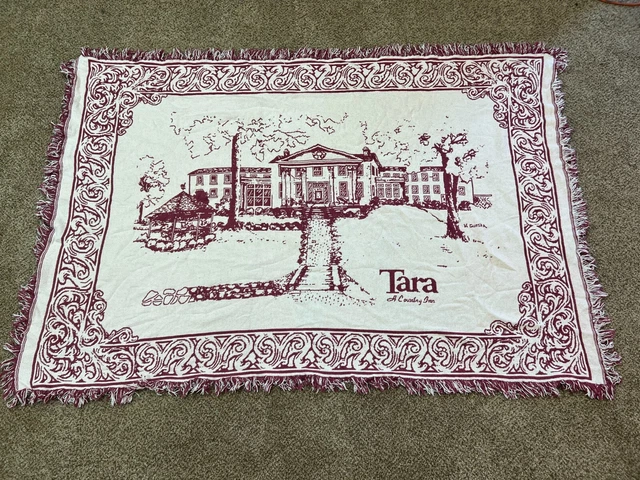 "Tapiz, manta de lanzamiento Tara A Country Inn - 60"" × 48"