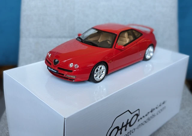 Modèle Réduit Alfa Romeo 156 2.5 V6 24V 1997 - Échelle 1/18
