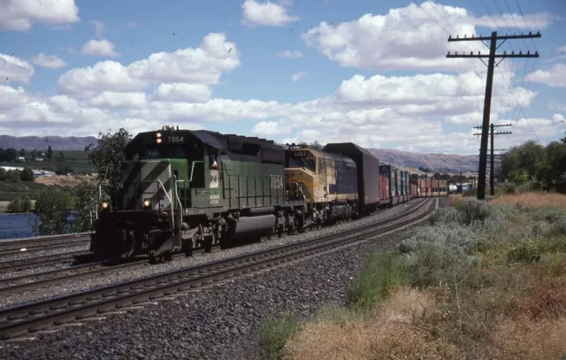 BN BURLINGTON NORTHERN Railroad Train Locomotive WENATCHEE WA Photo Slide
