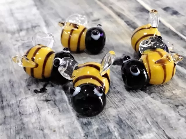 Handmade Lampwork 3D Bee Beads, 15.2-16x14.5-16.5x11.2mm,Yellow, 5 pce Free Post