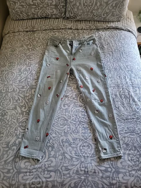 Hello kitty Hot Topic Junior Size 11 Denim Mom Jeans Apple Flower Skinny Sanrio