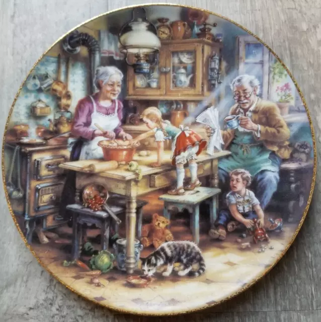 Porzellan Teller Die kleine Küchenfee"Nr.4367T  1993 Goldrand  Katzen Küche alt