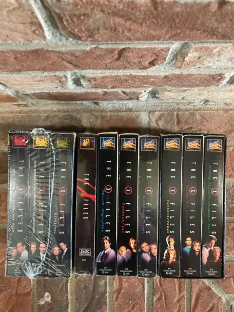 Lot of 10 The X-Files VHS (two Boxed Sets. Vol.2 and 5) The X-Files Movie