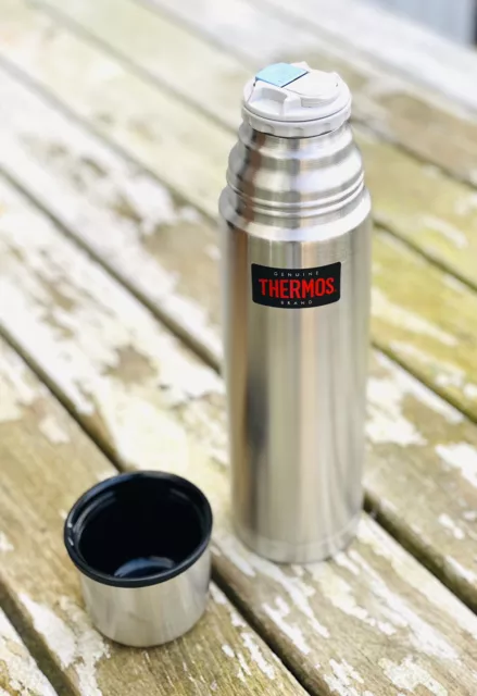 THERMOS LIGHT & COMPACT Thermosflasche Becher Edelstahl-Vakuumflasche 0,75 l