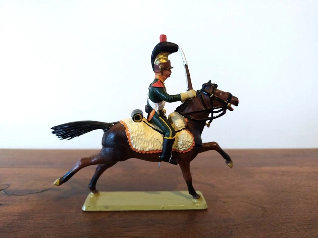 STARLUX PLASTIQUE 1ER EMPIRE- 17ème REGIMENT DE DRAGON COLONEL 1809 EUR