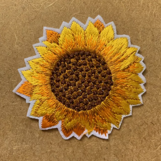 1pc Sunflower Gold Embroidered Patch Cloth Iron On Applique craft sewing #1357