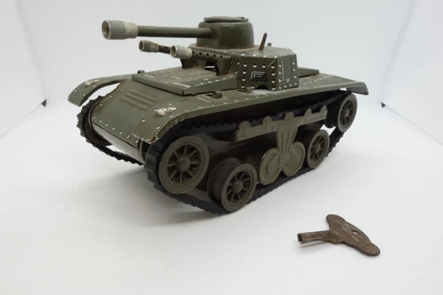 ANCIEN JOUET JOUSTRA Char TF56 Jouet mecanique a clé tank char Militaire tole EUR 19,90 - FR