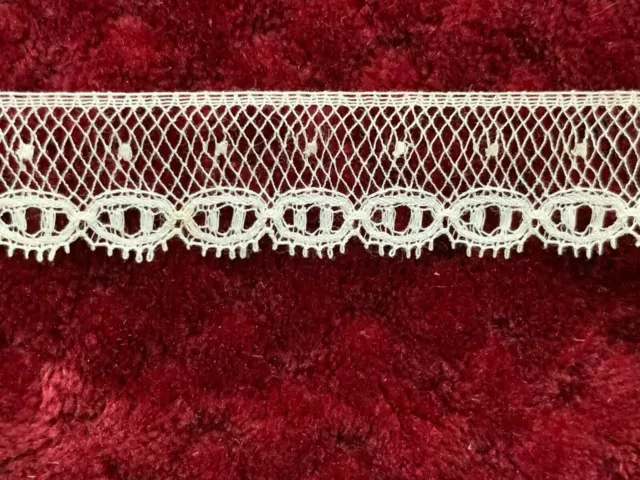 Antique French Bobbin Lace EDGING - sold per meter. 6m available - width 2cm