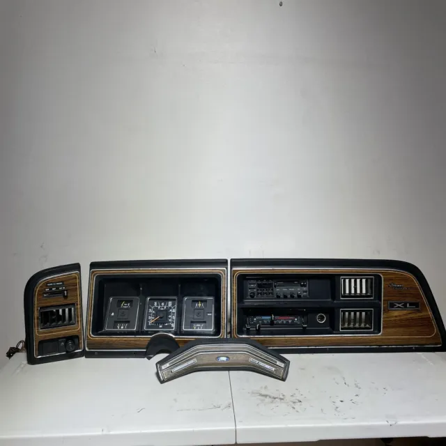 1980-1986 Ford Econoline E150 E250 E350 Van Woodgrain Dash Complete Set Controls