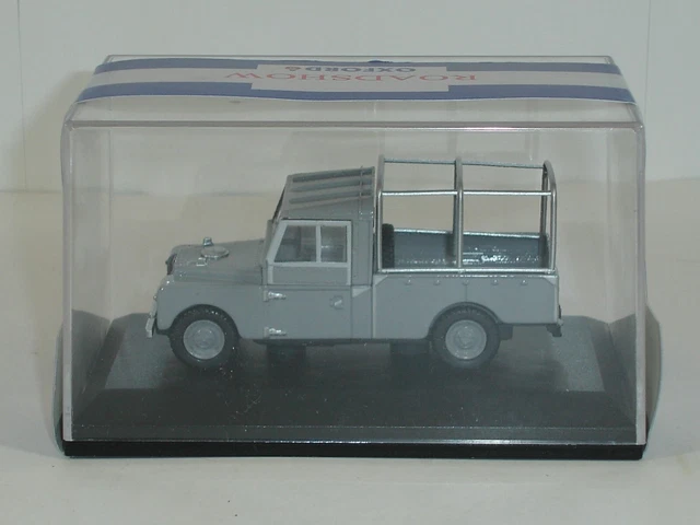 Pic Click Land Rover OXFORD LAN1109001. LAND Rover 109 Serie I Pick Up EUR 24,00 - PicClick FR