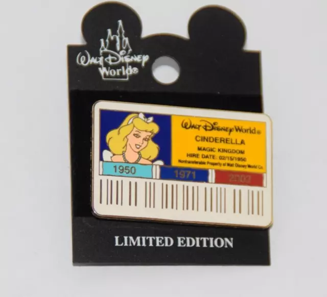 Walt Disney World Cast Exclusive CINDERELLA ID Badge Series Pin /Card LE