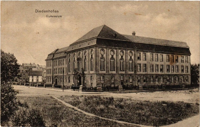 CPA AK DIEDENHOFEN - Gymnasium (454882)