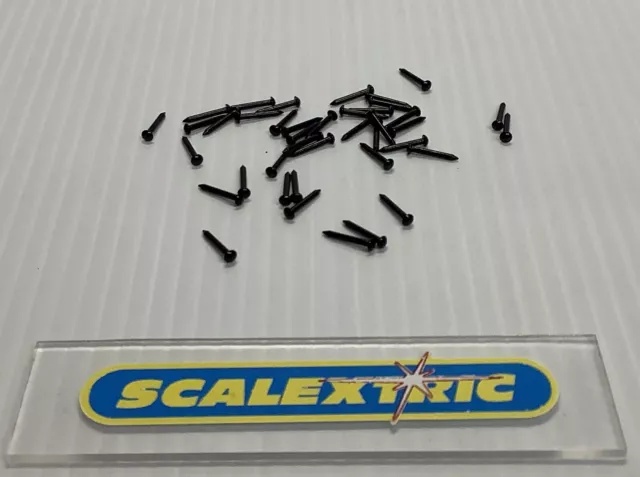 40+ SCALEXTRIC FIXING PINS for C8232 METAL SIDE EDGE & C8255 MIDDLE TRACK CLIPS