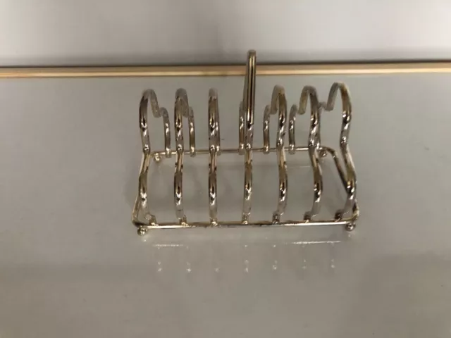 Lovely 6 Slice/7 Bar Silver Plated Toast Rack On 4 Ball Feet  (Sptr-Cc) 3