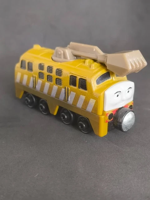 THOMAS THE TANK Engine Friends Take N Play Diecast Trackmaster Pick thomas-the-tank-engine-friends-take-n-play-diecast-trackmaster-pick