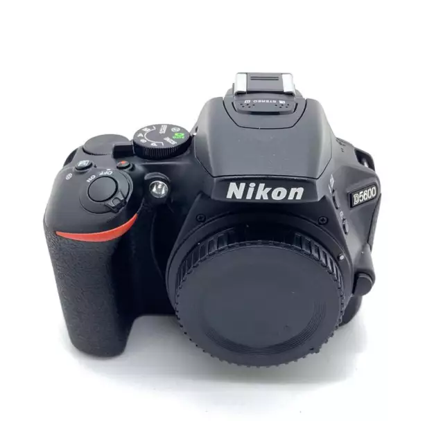 Nikon D5600 24.2MP Digital SLR DSLR Camera 4794 Shutter Count