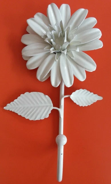 Vintage Retro Style Metal Wall Mounted Flower Hook Peg Kitsch Hanger Toleware
