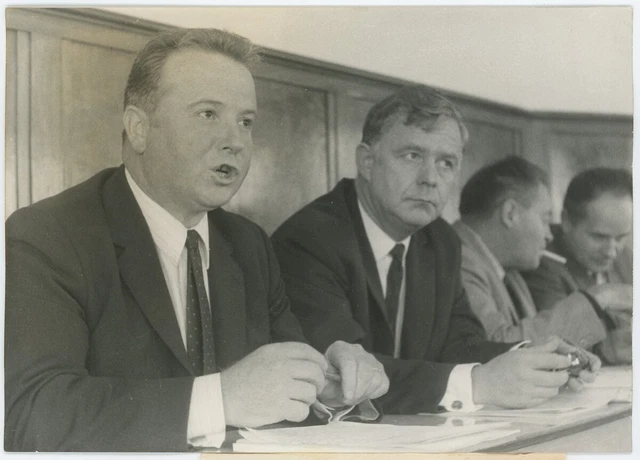 Tirage Argentique Vintage - Victorin Duguet En Conférence De Presse, Paris CGT, Circa 1948