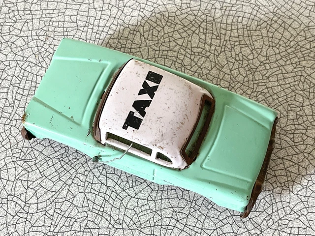 Voiture En Tôle Taxi - Antique - Métal - Vintage - Longueur 34 Cm