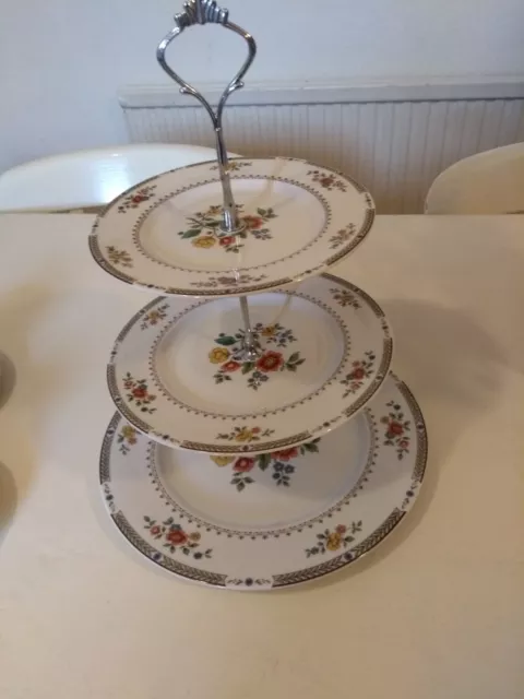 Royal Doulton fine china Kingswood 3-tier cake stand, used, excellent condition