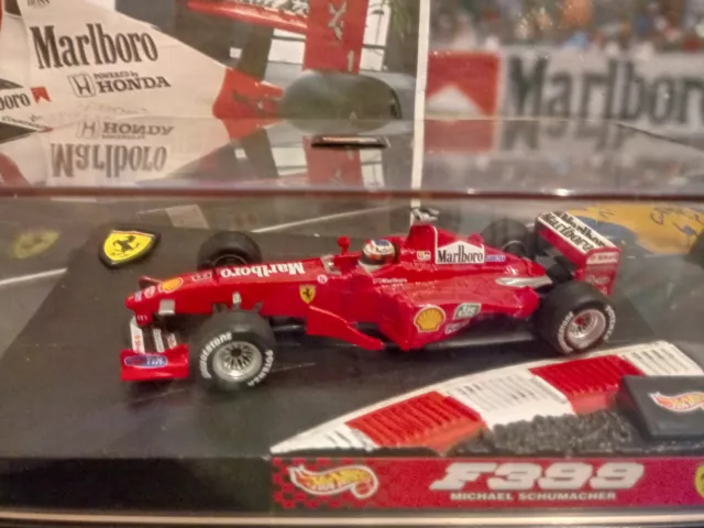 1/43 Ferrari F399 Michael Schumacher 1999 "Marlboro" di Hotwheels