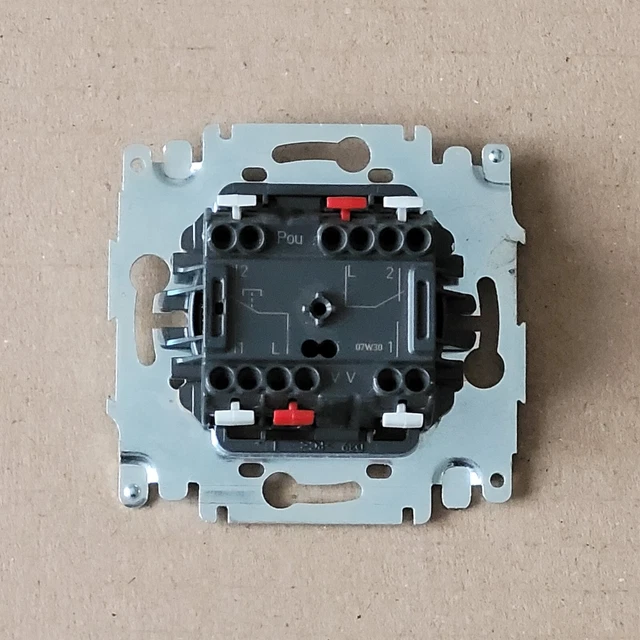 ARNOULD INITIA 69014 - mécanisme Va et Vient 10A + Poussoir 6A O+F 2