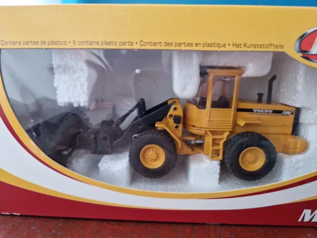 Joal 164 Volvo l-70C wheel loader 1:50 scale die-cast metal model Volvos loaders 2