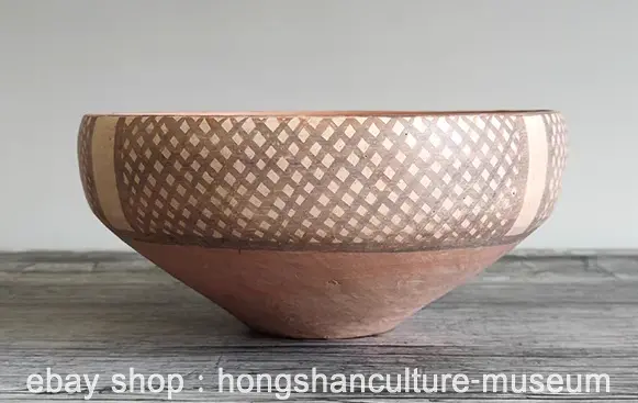 9.2" Chinese Ancient Neolithic Majiayao Culture Pottery Grid Pattern Bowl Bowls