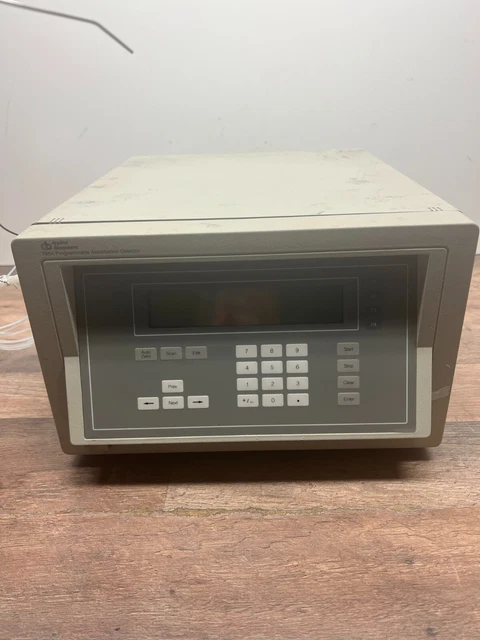 Applied Biosystems 785A Programmable Absorbance Detector