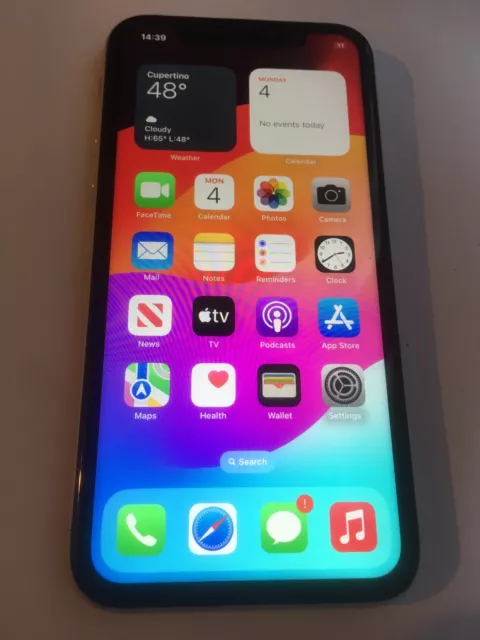 Apple iPhone  XR White - 64GB Unlocked Working Perfectly !!