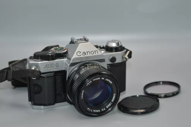 Canon AE1 Program Vintage 35mm Film Camera with FD SSC 1.4 Lens 1685150