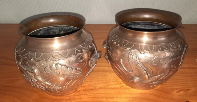 Mini pot de miel en verre bouchon or, contenant dragees