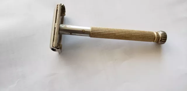 Vintage 1940's Gillette TTO  GOLD TONE  Safety Razor Clean 4.5 INCHES LONG    sl