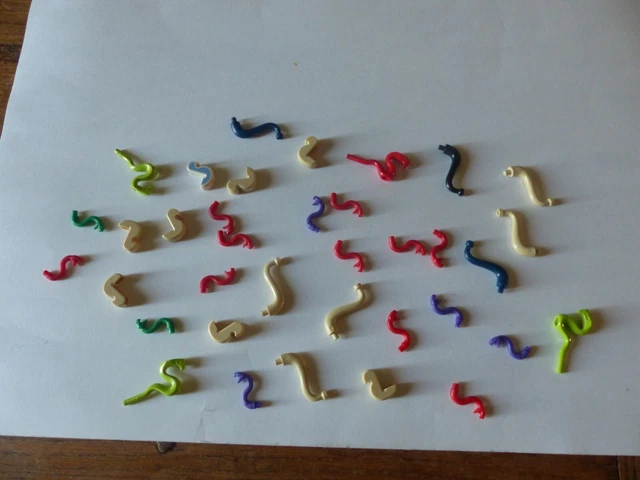 Lego : lot de  "bout" ,forme serpent et autre