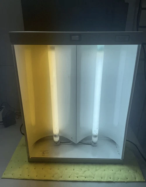 Wolf X-Ray Film Medical Light Box/Illuminator 16" x 14"