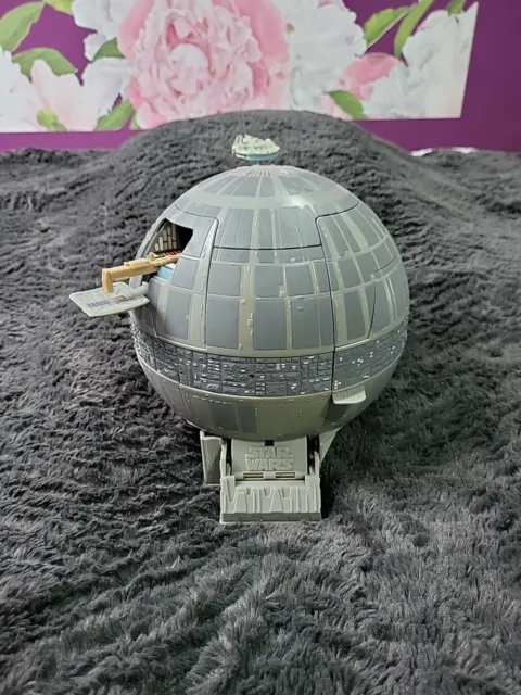 Galoob 1997 Star Wars Micro Machines Action Fleet Death Star Playset Lucasfilm