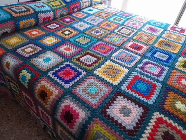 Coperta granny uncinetto, copriletto, misto lana, fatto a mano da me
