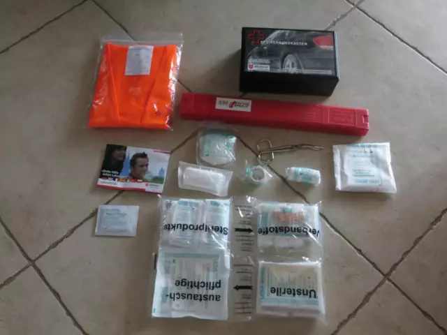 Gilet triangle de securite et trousse secours CITROËN VISA