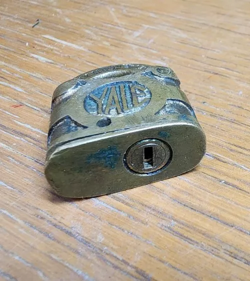 Yale And Towne Brass Pad Lock No Key 2