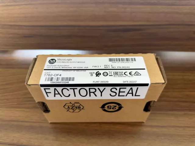 New Factory Sealed Allen-Bradley 1762-OF4 SER A Analog Output Module 1762OF4