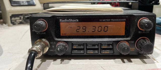 Radio Shack HTX-10 HF 10-Meter SSB/FM Ham Radio Mobile Transceiver HTX10 Radio Shack HTX-10 HF 10-Meter SSB/FM Ham Radio Mobile Transceiver HTX10