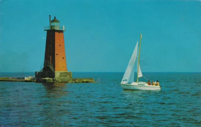 USCG Manistique MI Lighthouse Service built 1916 USCG EAST Breakwater lighthouse
