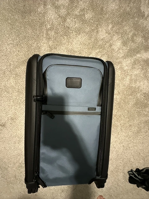 TUMI Alpha 3 Continental Dual Access Carry On 4 Wheel Expandable Travel Bag Blue