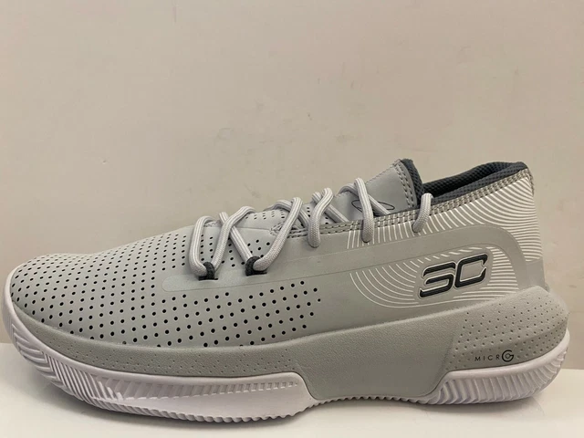 Under Armour SC 3ZER0 III Allenatori Juniors UK 6 US 6,5 EUR 39 REF 2085^